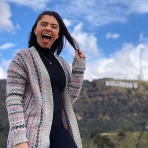 Meet your Posher, Karen paola